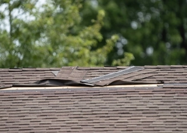 Top Signs You Need a Roof Replacement Before Next Storm Season post related image